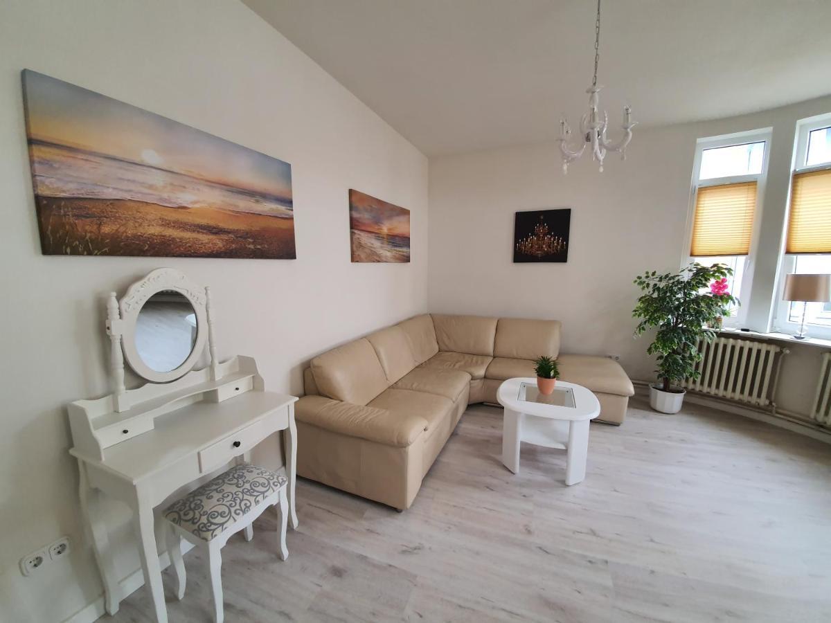 Husum Zentrum Bis 7 Personen. Екстер'єр фото