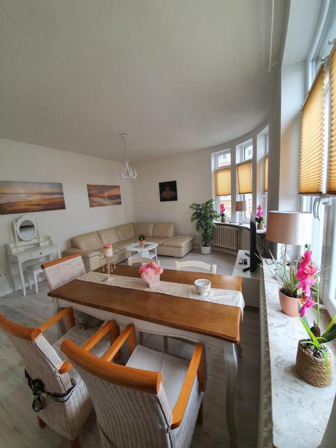 Husum Zentrum Bis 7 Personen. Екстер'єр фото
